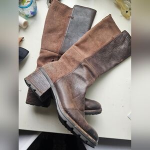 Sorel Two-Tone Brown Heeled Boots